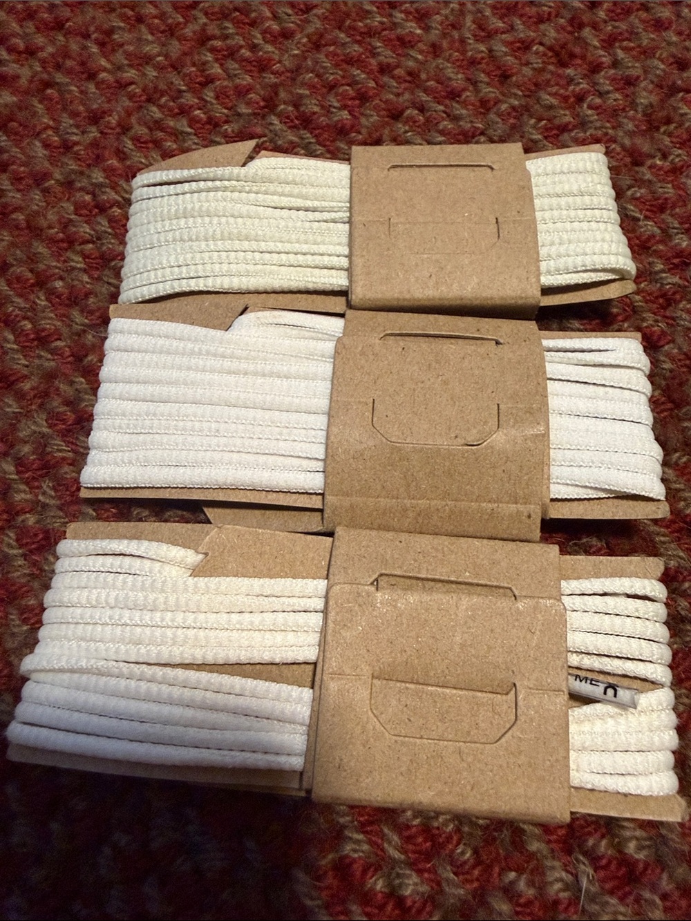 On Running White Replacement Shoe Laces - 3 Pack - Picture 3 of 3